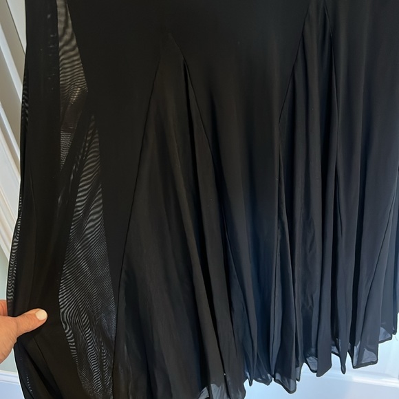 Formal, worn as Mother of the Bride long, black, dress with small train. Sz 14 - Picture 5 of 9